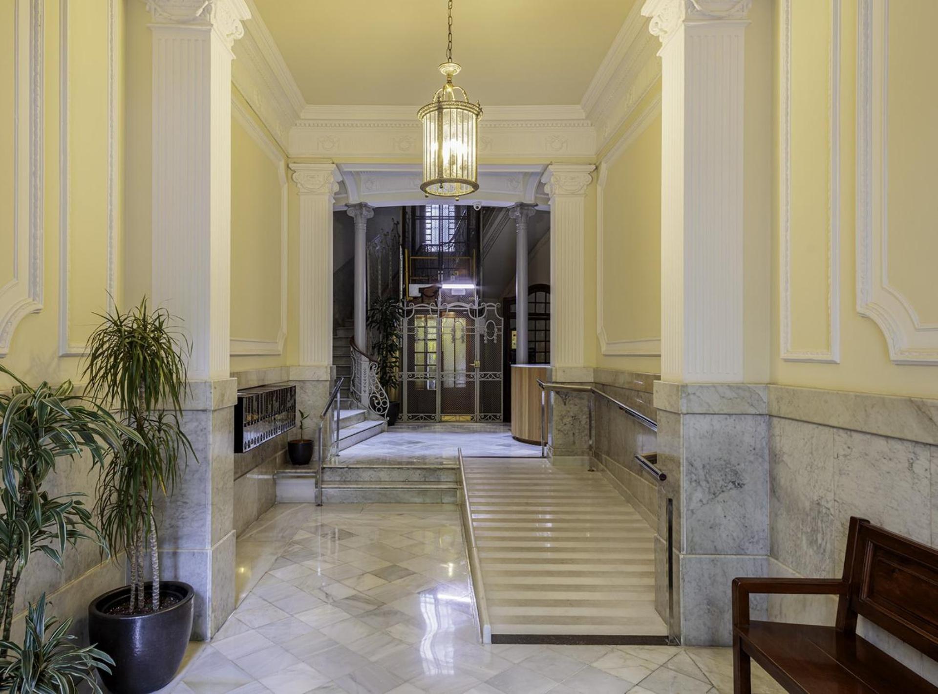 The Gaudi Suites II Barcelona Ngoại thất bức ảnh