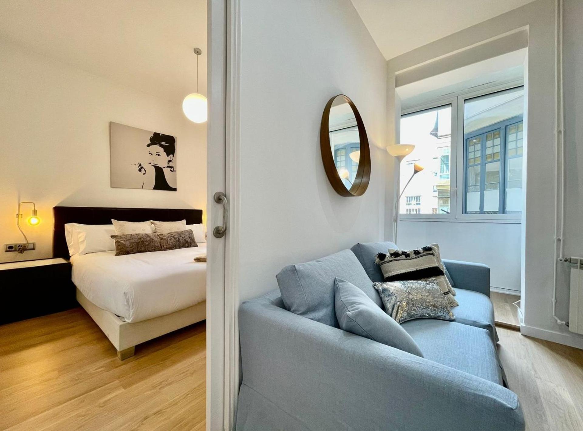The Gaudi Suites II Barcelona Ngoại thất bức ảnh